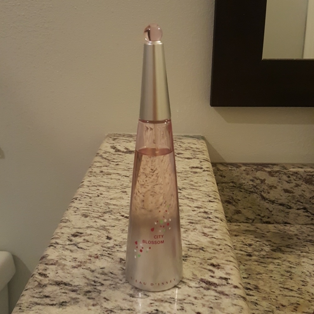 Issey Miyake City Blossom